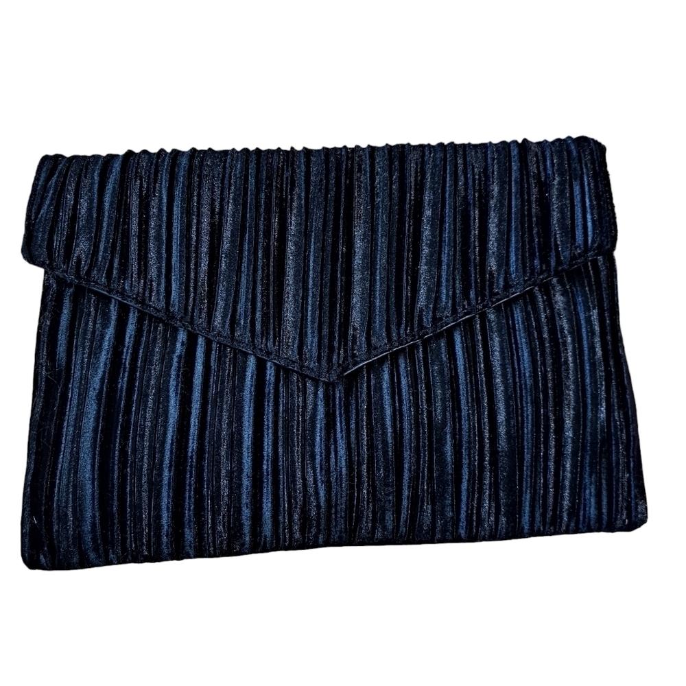 Brunaโ Black Velvet Pleated Clutch With Wrist strap and Crossbody